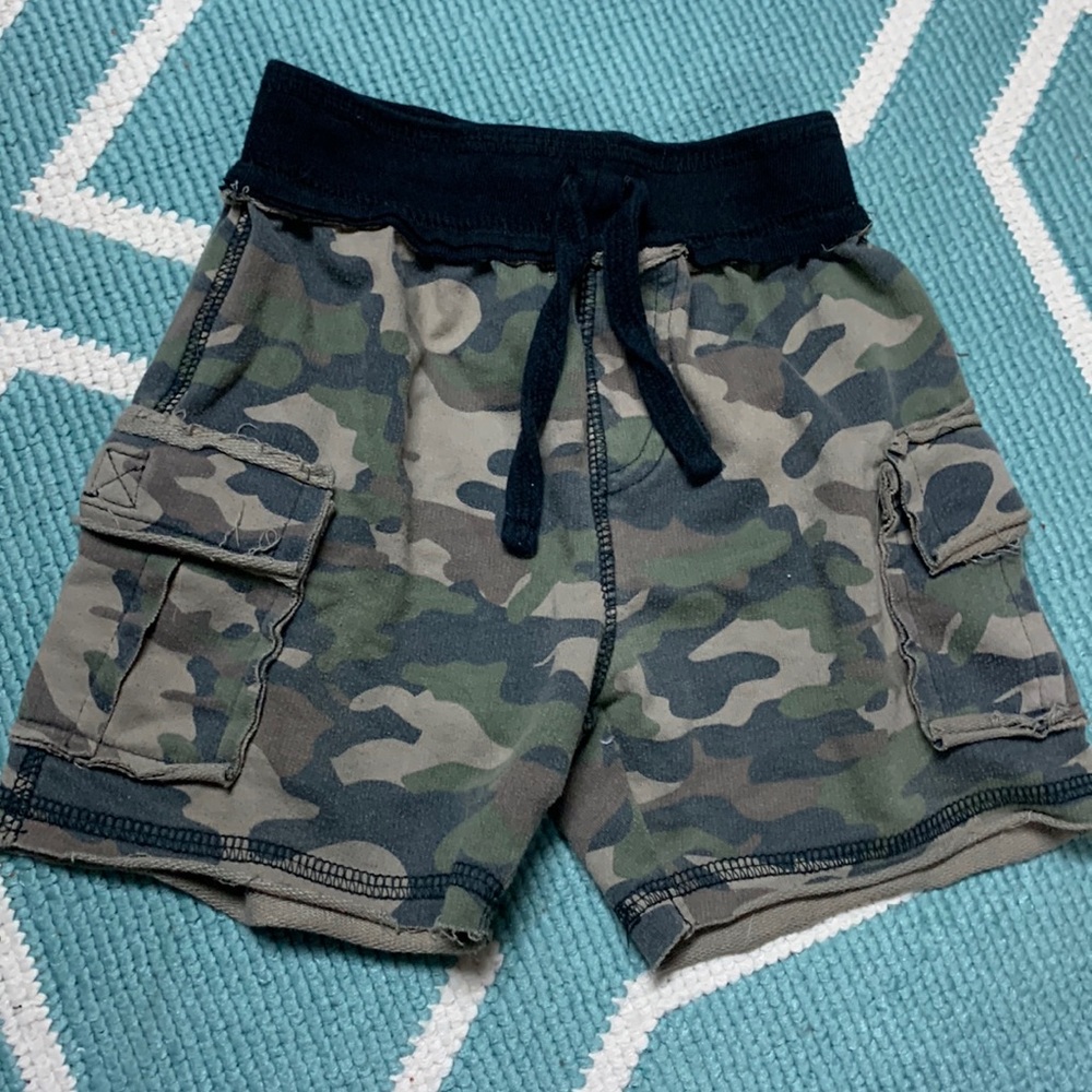 Mish boys toddler shorts size 18 months